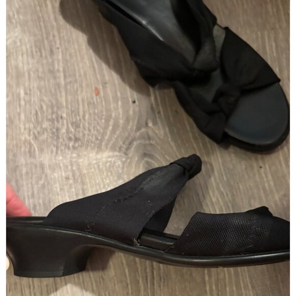 Munro American Black Sandal Mules Bow Detail Natural Rubber Sole Sz 8.5 - Picture 6 of 8